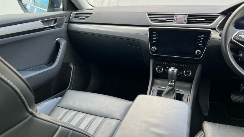 Skoda Superb 2.0 TDI CR SE L 5dr DSG Diesel Hatchback